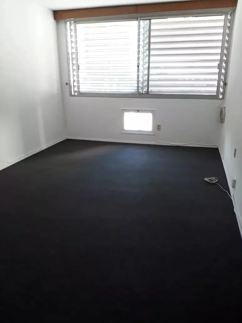 Alquiler 1 dormitorio
18 De Julio Y Yaguaron 111
Centro, Montevideo
$
15.500_5e5419b7db6c7.webp