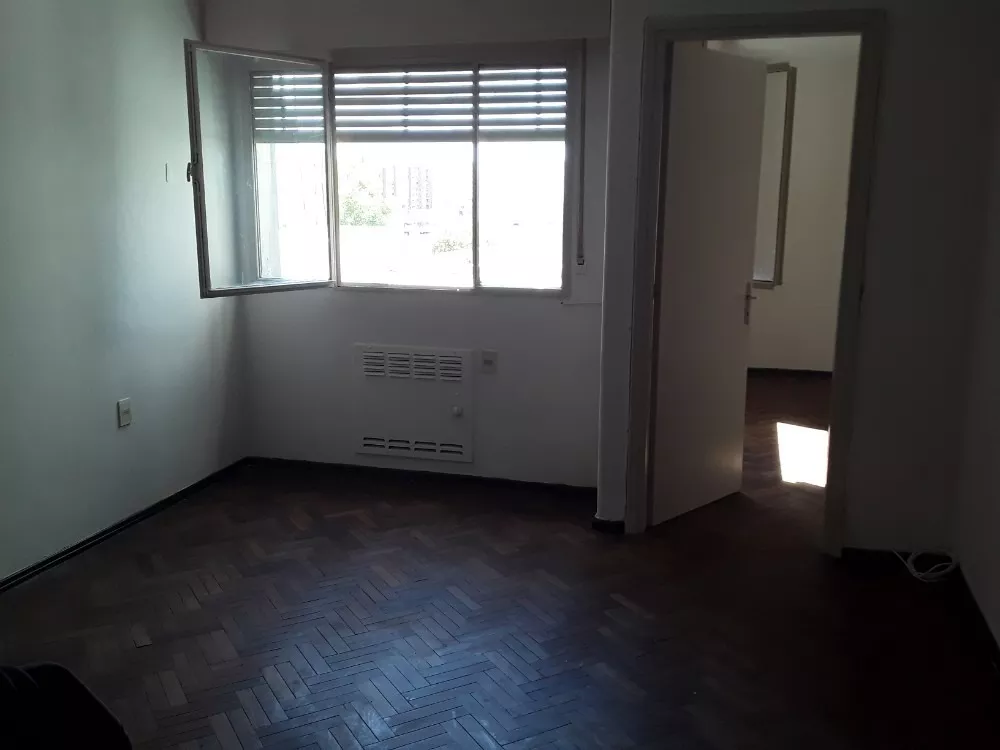 Alquiler 1 dormitorio
Cerro Largo 1337
Centro, Montevideo
$
16.500_5e54221ef270e.webp