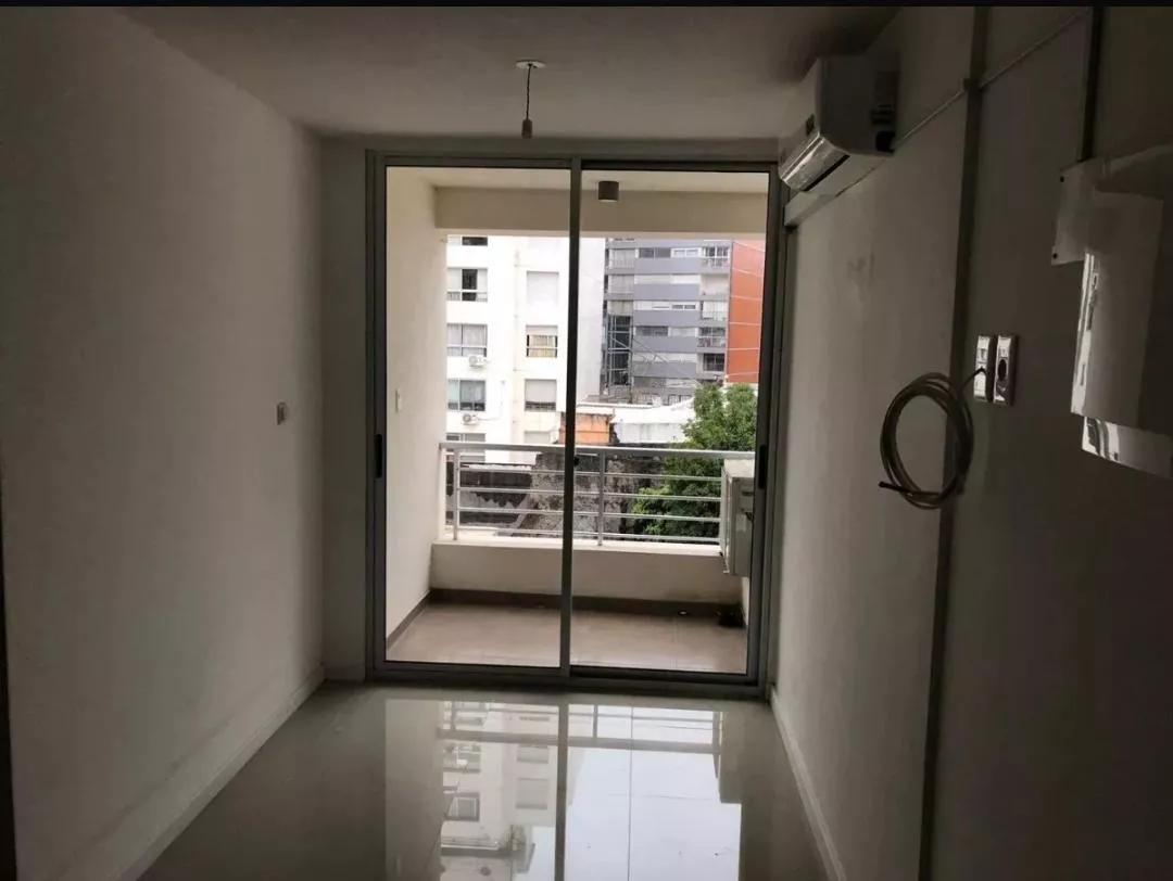 Alquiler 1 dormitorio
Héctor Gutiérrez Ruiz 1296
Centro, Montevideo
$
19.000_5e54149210c12.webp