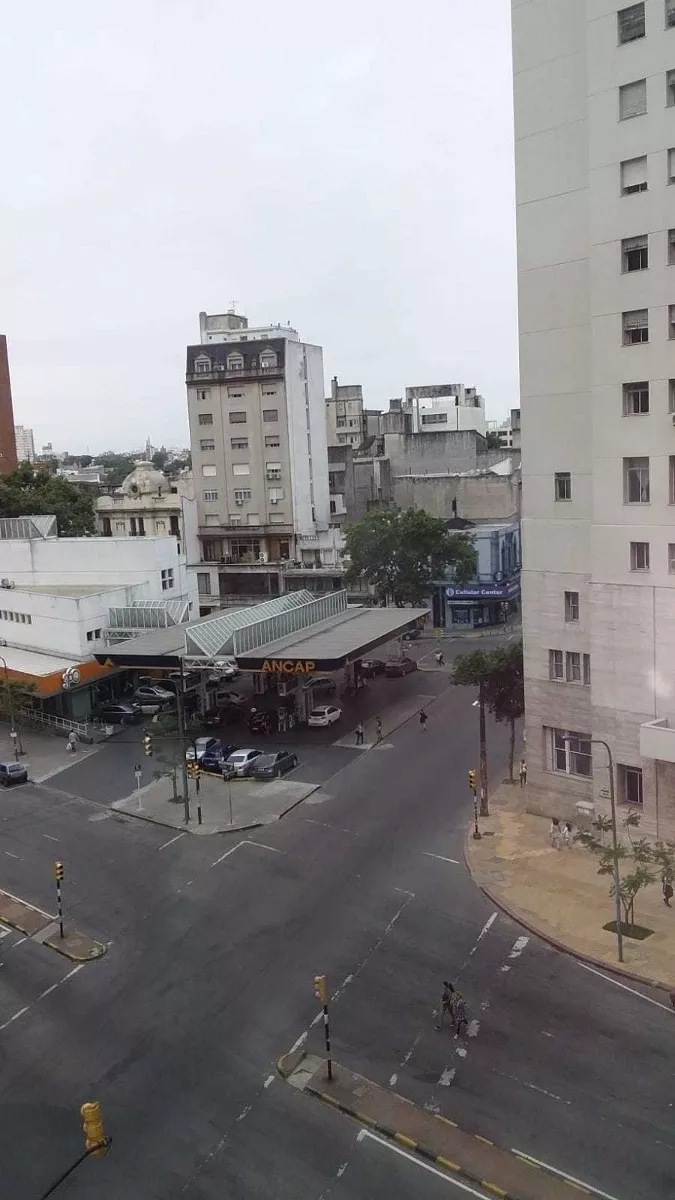 Alquiler 1 dormitorio
Paraguay Y Paysandú 11
Centro, Montevideo
$
16.500_5e541fd07cbdf.webp