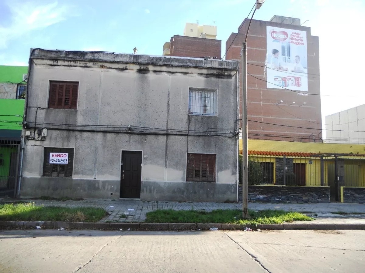 Alquiler 1 dormitorio
Republica Del Salvador 3365
Parque Batlle, Montevideo
$
12.900_5e540e837e424.webp