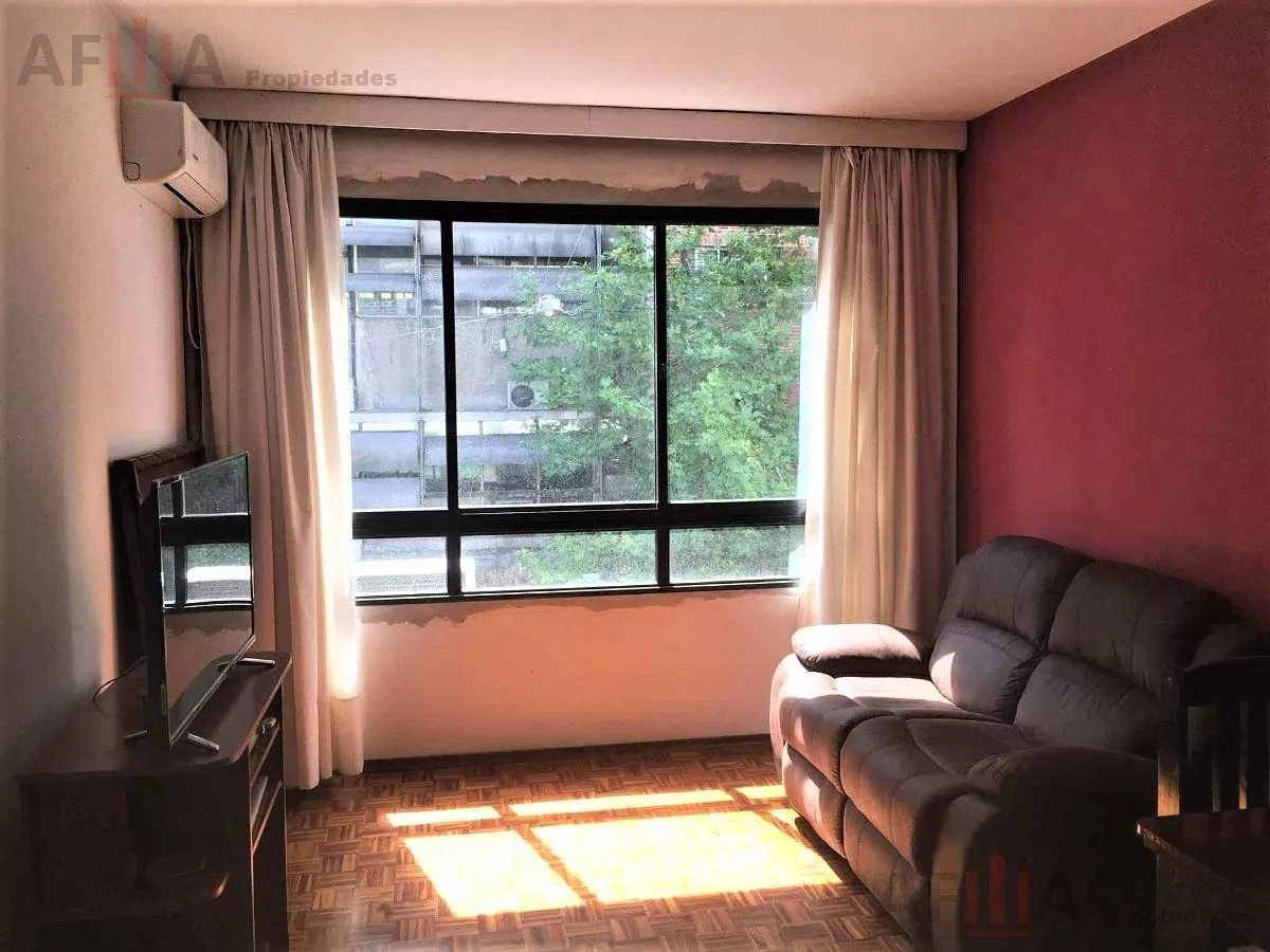 Alquiler 1 dormitorio
Rio Negro Al 1500
Centro, Montevideo
$
18.000_5e54157cbb7ef.webp