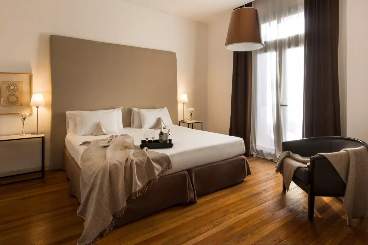 Alquiler 1 dormitorio
Soriano 868
Centro, Montevideo
U$S
750_5e54226e05ff8.webp