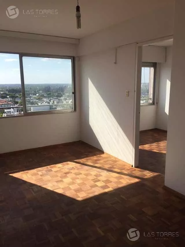 Alquiler 1 dormitorio
Garibaldi Y Humaita Ref: Lap2401866
Tres Cruces, Montevideo
$
19.000_5e7bb4fc50c3f.webp