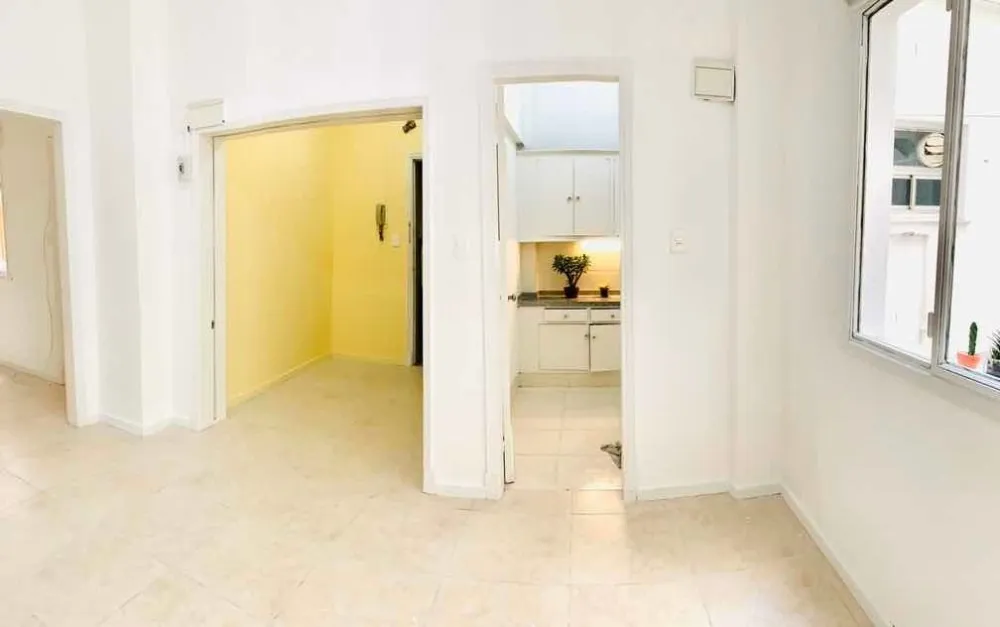 Alquiler 1 dormitorio
18 De Julio Entre Pablo De María Y Martín C. Martinez 000
Cordón, Montevideo
$
19.500_5ea32ae1f0ccf.webp