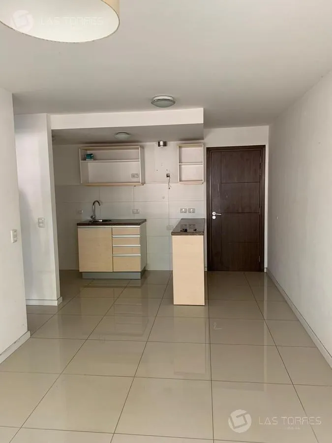 Alquiler 1 dormitorio
Av. Italia Y Garibaldi Ref: Lap2436030
Tres Cruces, Montevideo
$
20.500_5ea3440d05300.webp
