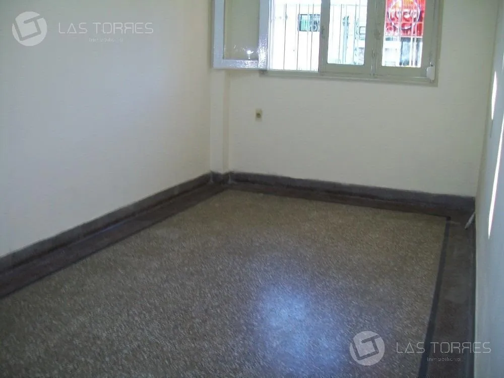 Alquiler 1 dormitorio
W Beltrán Y Ayacucho Lap2435913
Parque Batlle, Montevideo
$
16.800_5ea32a7a9cc37.webp