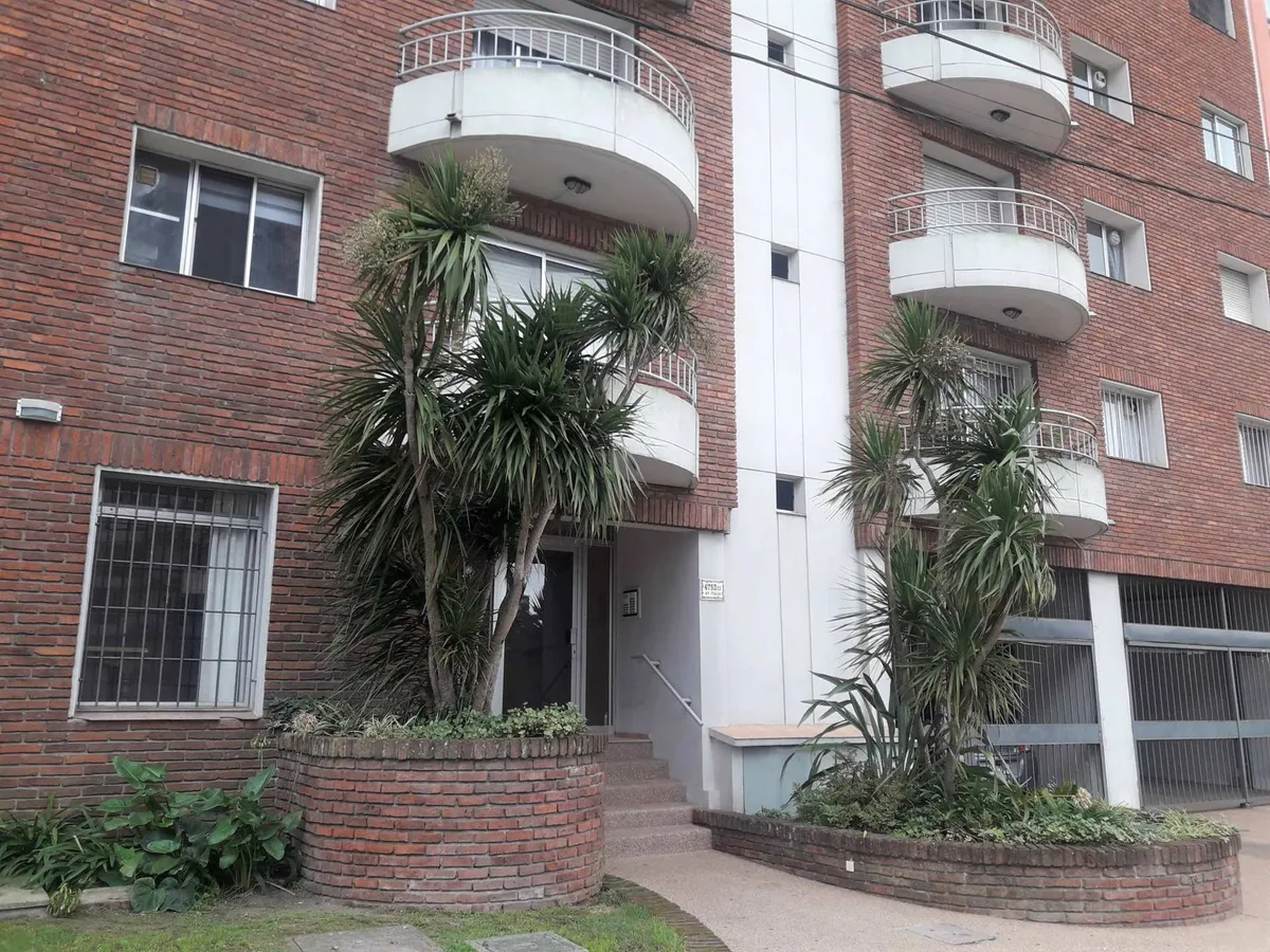 Alquiler 2 dormitorios
Sobre Avda. Italia.-
Malvin, Montevideo
$
22.000_5ea32e3c38f28.webp