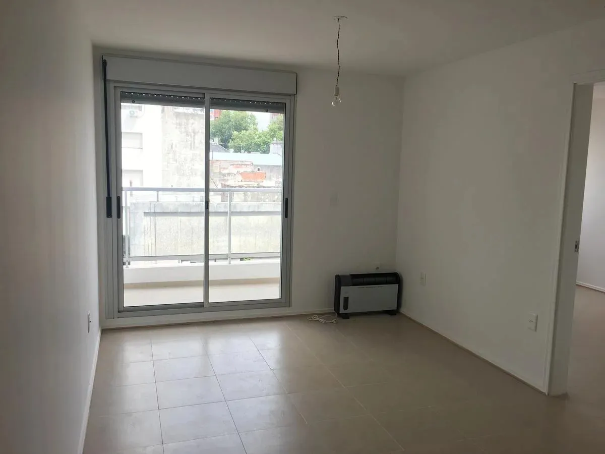 Alquiler monoambiente
Magallanes 0
Cordón, Montevideo
$
18.000_5ea1eb78b89ff.webp