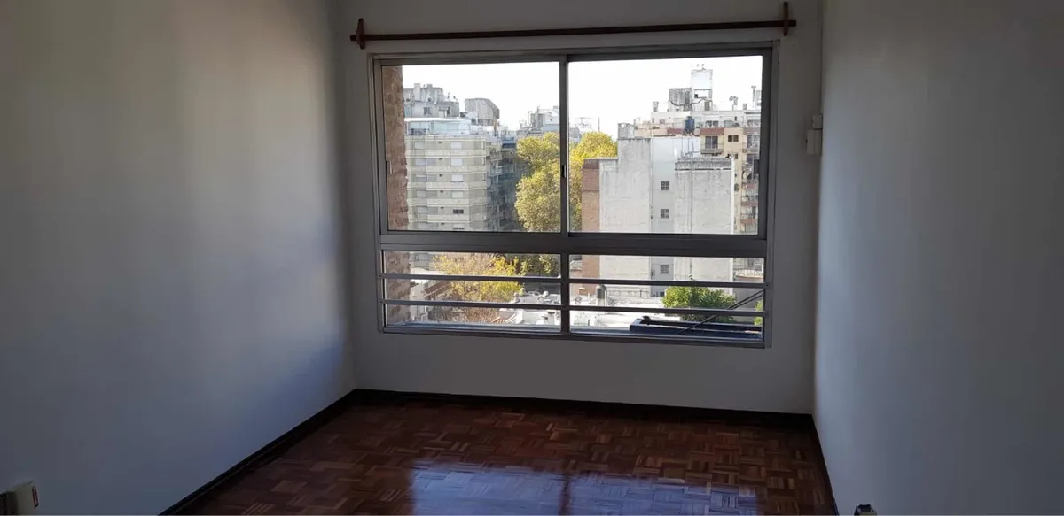 Alquiler 1 dormitorio
Scoseria Y Tomas Diago 1 Dormitorio 0
Pocitos, Montevideo
$
20.900_5ecaa7f1804a5.webp
