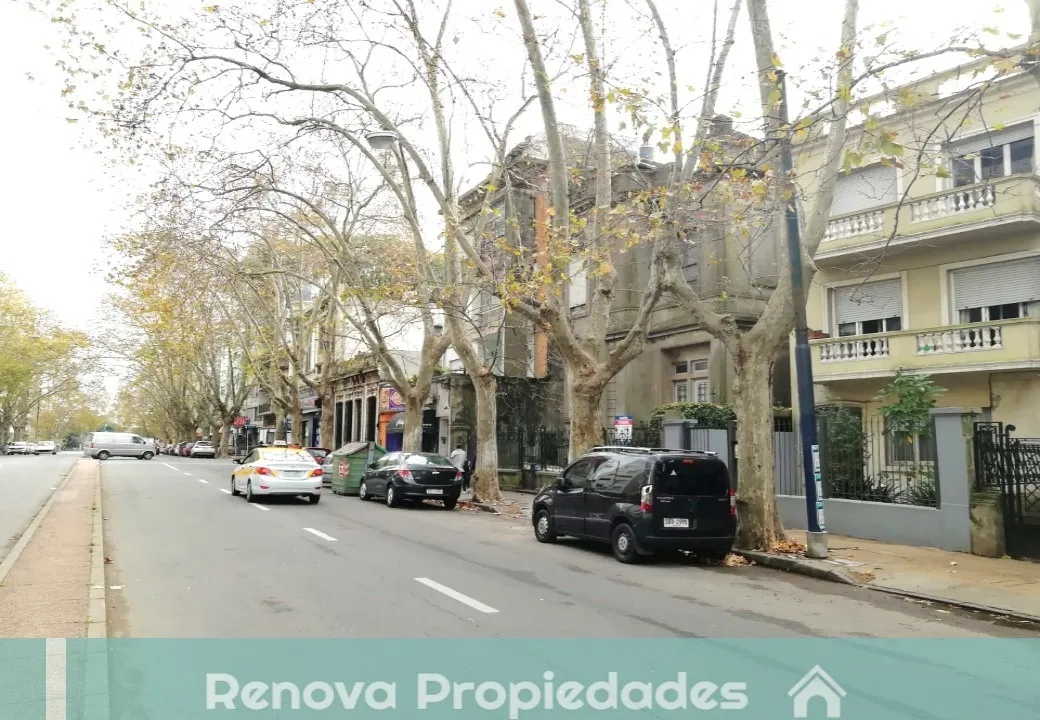 Alquiler 1 dormitorio
Av Brasil 2500
Cordón, Montevideo
$
18.500_5ef244078f8f6.webp