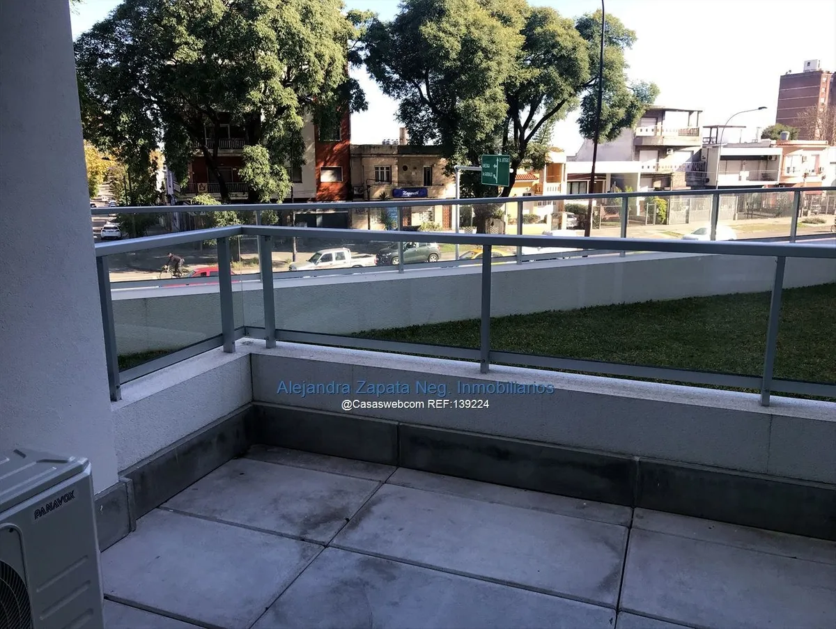 Alquiler 1 dormitorio
Br. Artigas 2260
Tres Cruces, Montevideo
$
23.000_5ef25d0b71633.webp