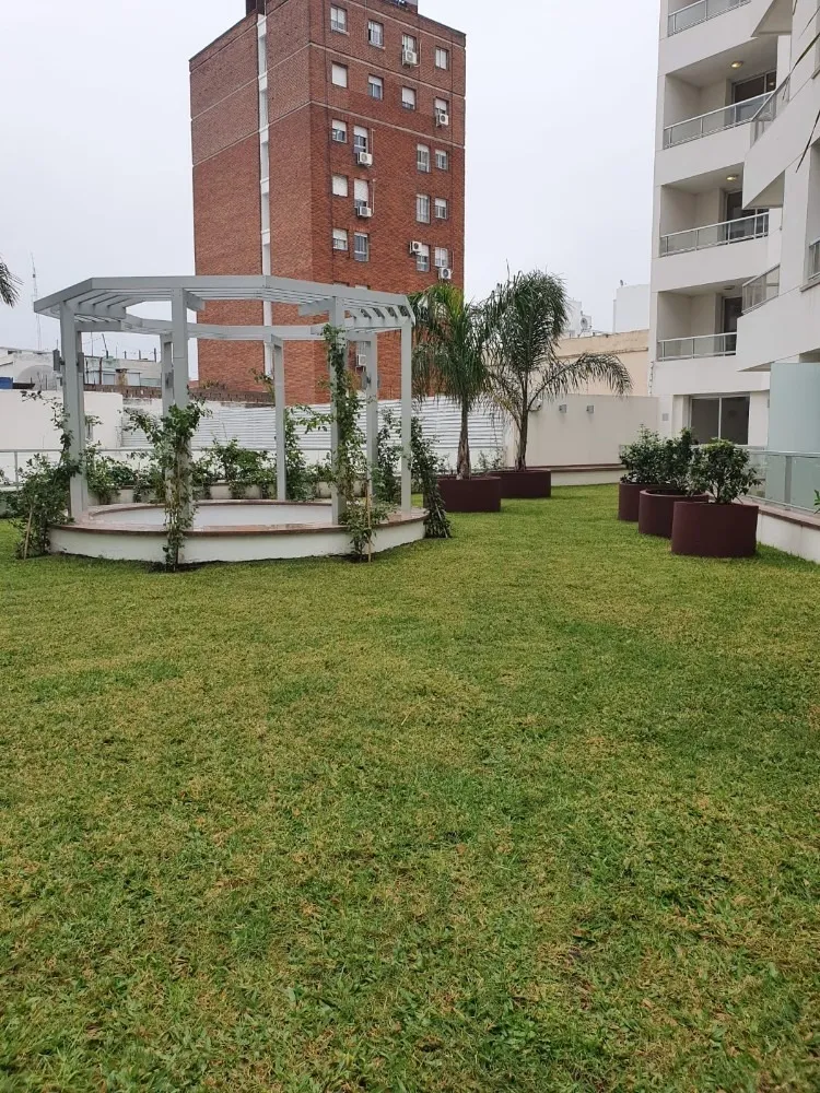 Alquiler 1 dormitorio
Bv Artigas Esq Garibaldi 1111111
Tres Cruces, Montevideo
$
19.000_5ef25acdda0d2.webp