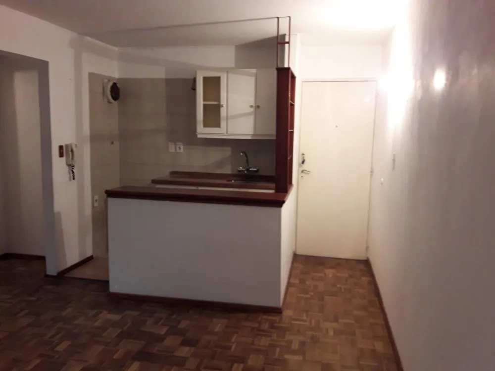 Alquiler 1 dormitorio
Soriano 1164
Centro, Montevideo
$
15.000_5ef24916e5c36.webp