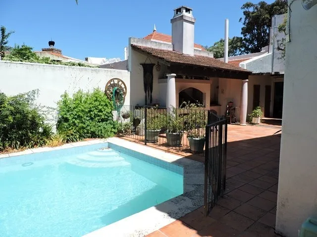 Alquiler casa más de 4 dormitorios
Bolivia 1394
Carrasco, Montevideo
U$S
2.000_5ef2479aeddd5.webp