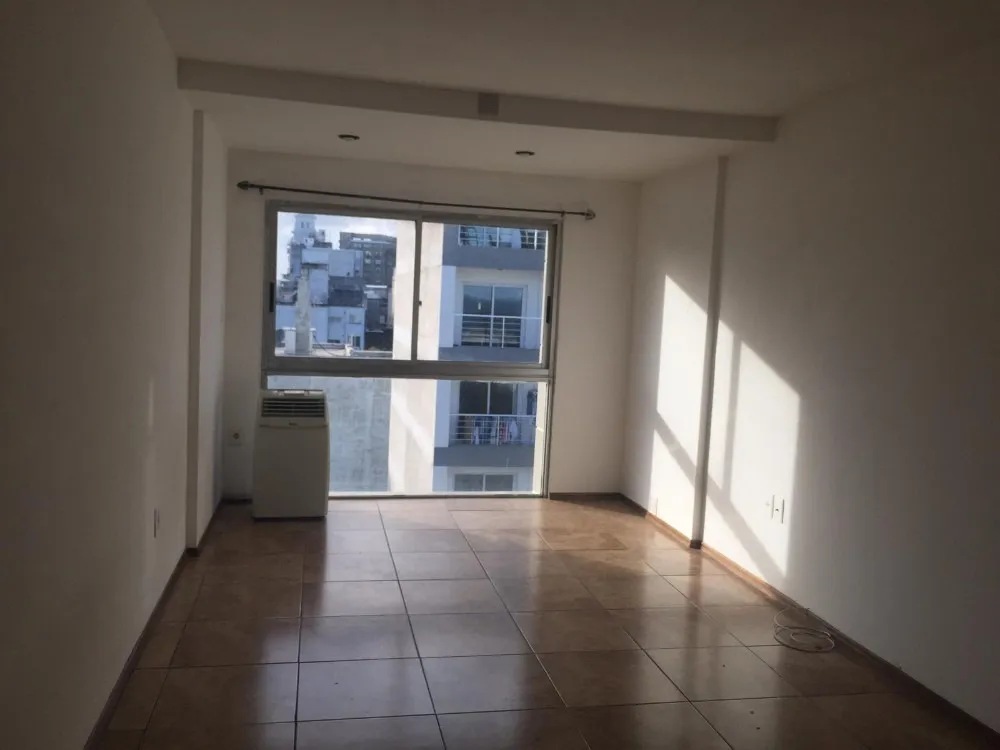 Alquiler monoambiente
Canelones 1006
Centro, Montevideo
$
14.500_5ef10da88b2d3.webp