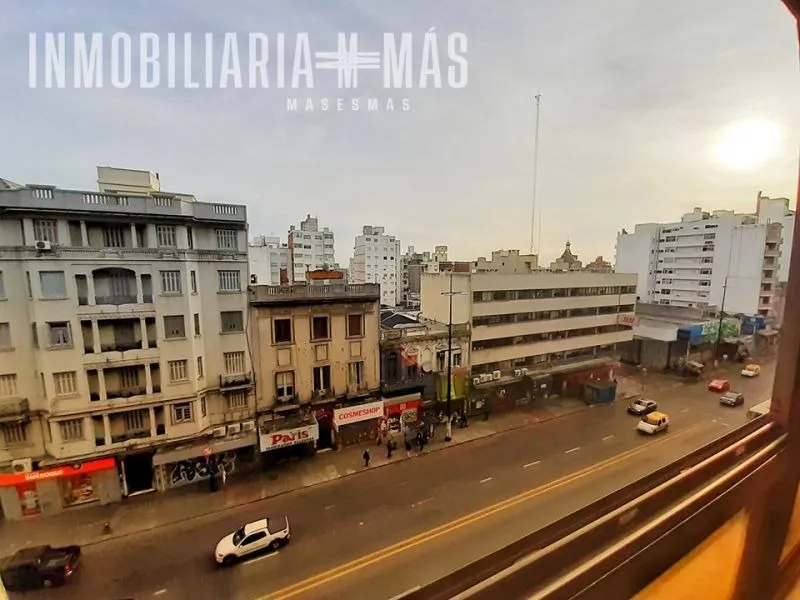 Alquiler monoambiente
Tacuarembo 1400
Tres Cruces, Montevideo
$
14.500_5ef11b220e4bc.webp