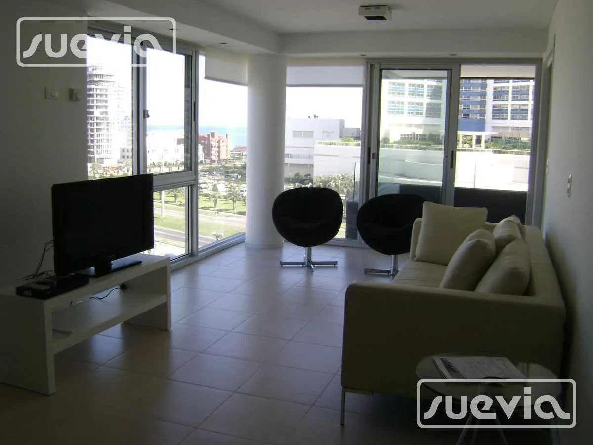 Alquiler temporario en Montevideo
Francia Entre Fermentario Y Chiverta
Punta Del Este, Maldonado
$
5.000_5efb4b06b2f90.webp