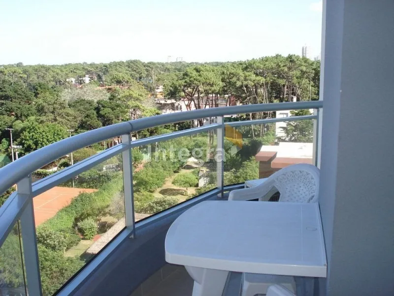 Alquiler de apartamento
Ocean Drive Torre 1- Ref: 575
Punta Del Este, Maldonado
U$S
2.500
temporada 2019 – 2020_5effc971479b1.webp
